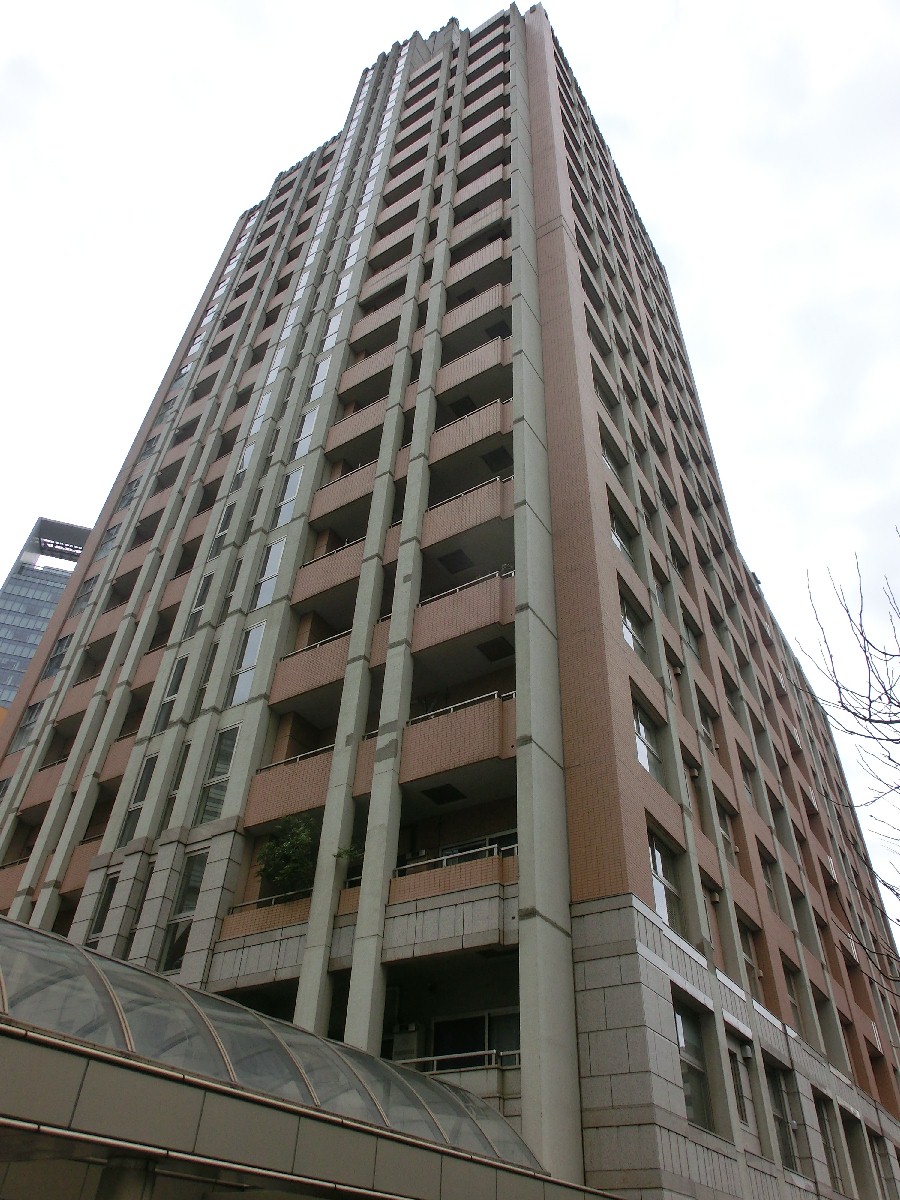 ファミール新宿グランスィートタワー